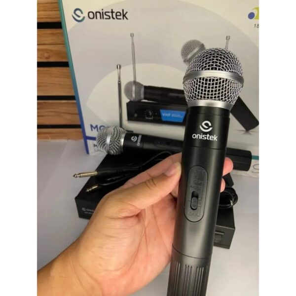 MICROFONE SEM FIO PROFISSIONAL DUPLO UHF 30 METROS ONISTEK MC808