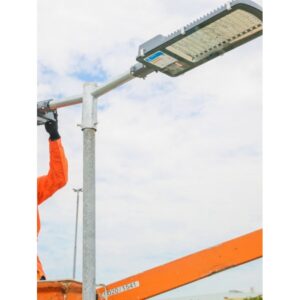 SISTEMA DE ILUMINA&Ccedil;&Atilde;O PORT&Aacute;TIL CARREGAMENTO SOLAR E USB ON-LU119 COM CONTROLE ONISTEK